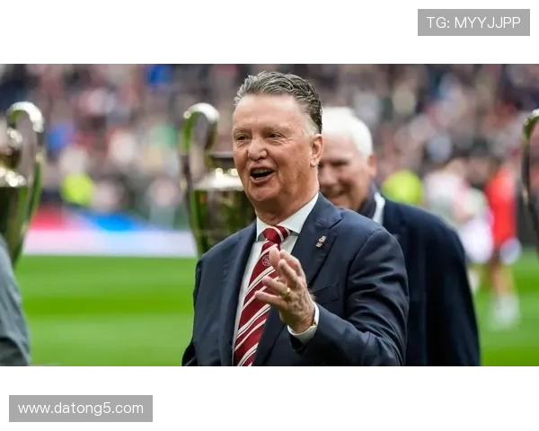 以克勒舍谈队内摩擦仍争欧战